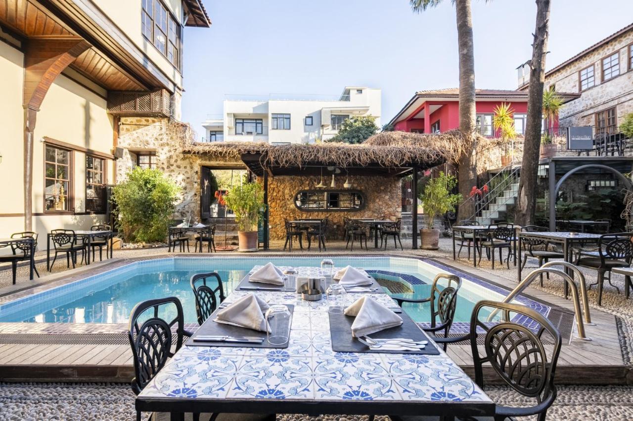 Apartamento Lovely Studio Flat Near Hadrians Gate Antalya Exterior foto
